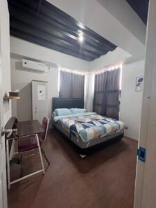 kamar tidur lengkap kost eklusif maguwoharjo jogja
